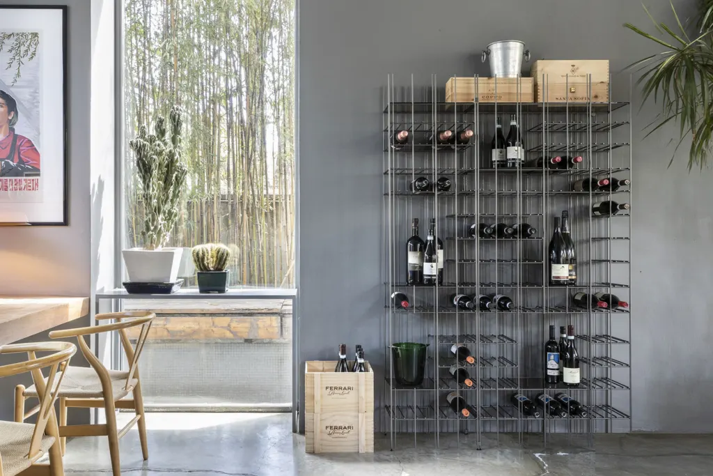 Cantinetta e libreria in metallo